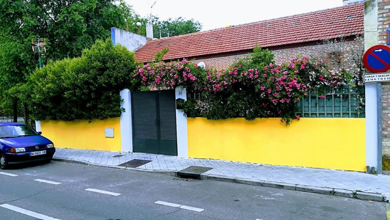 Villa "Luna De Segovia" Leganes Luaran gambar